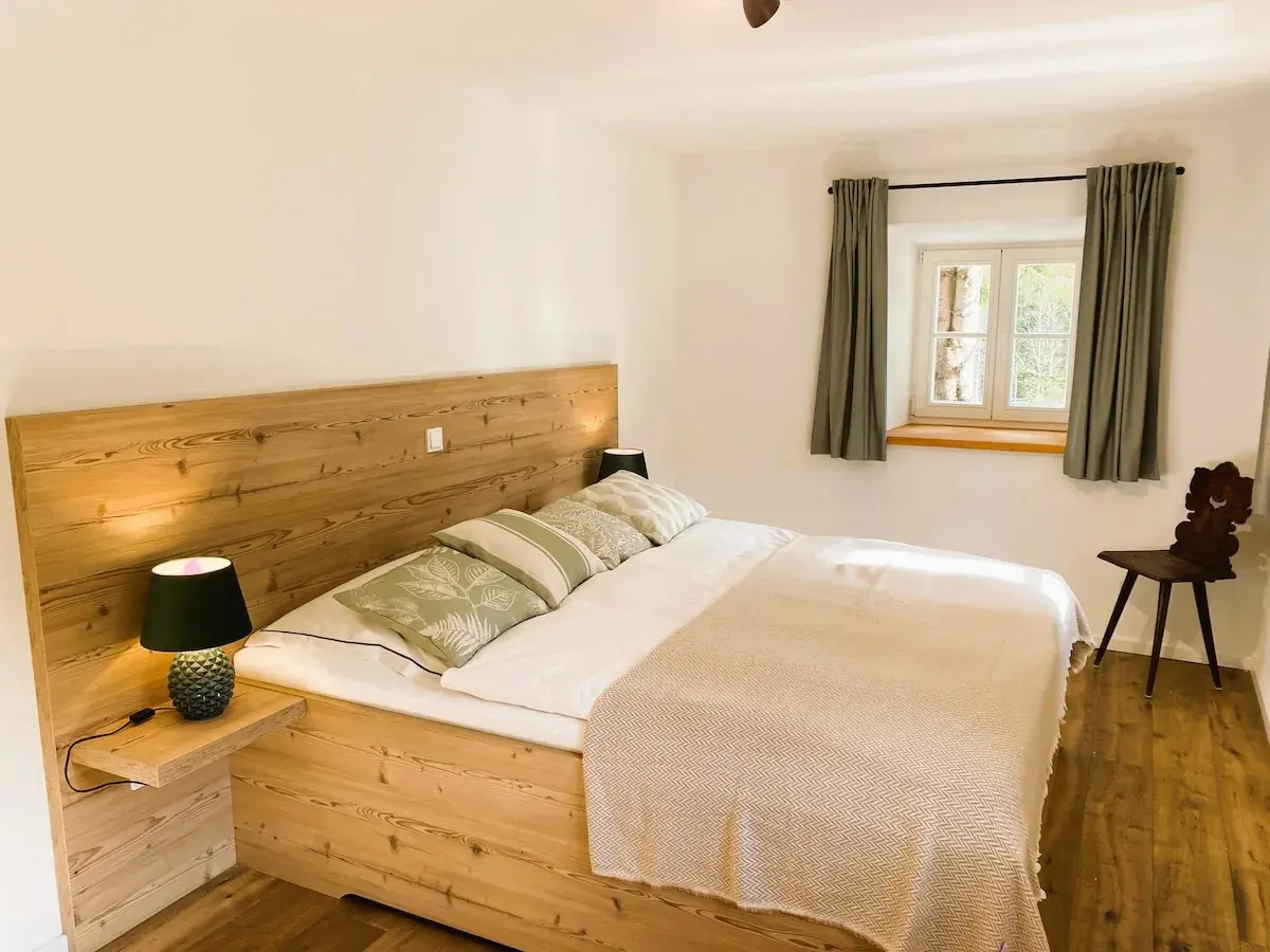 Zweites Schlafzimmer im Erdgeschoss.